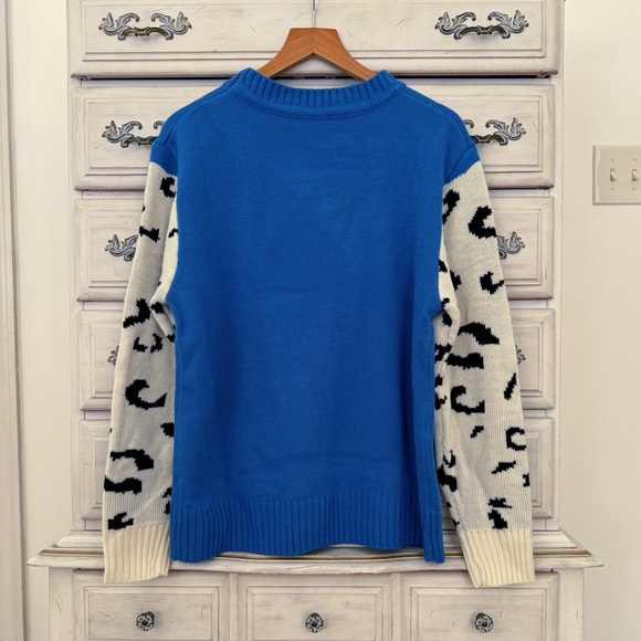 Blue Leopard Sleeve Sweater - Picture 3 of 5